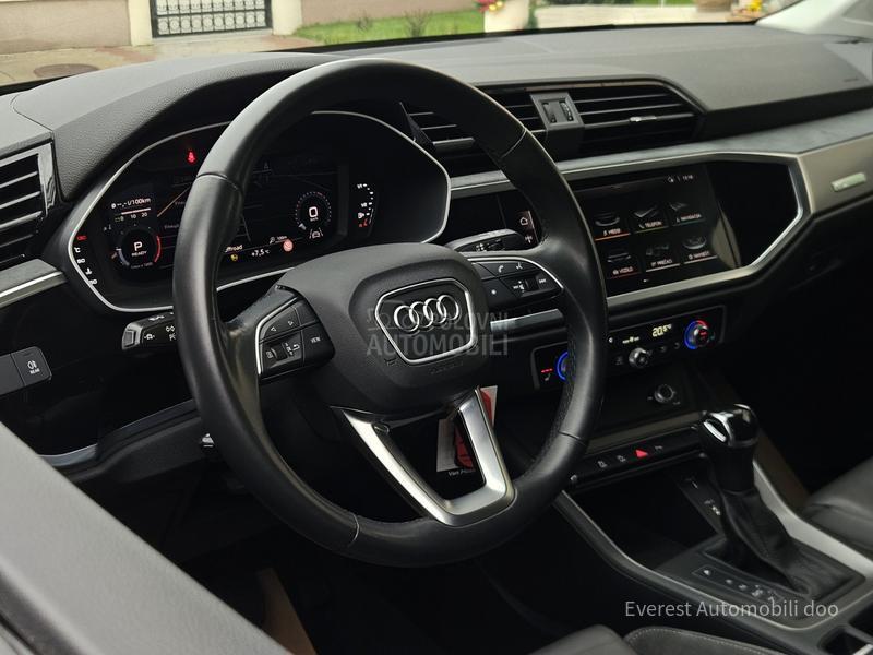 Audi Q3 35TDi/SPORT LINE/