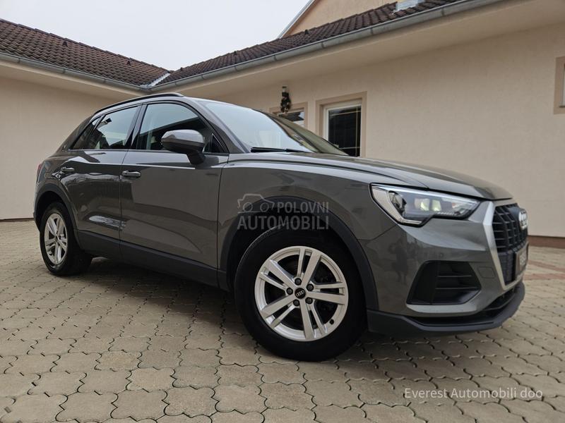Audi Q3 35TDi/SPORT LINE/