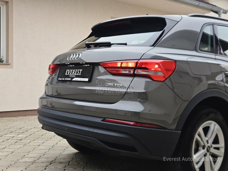 Audi Q3 35TDi/SPORT LINE/