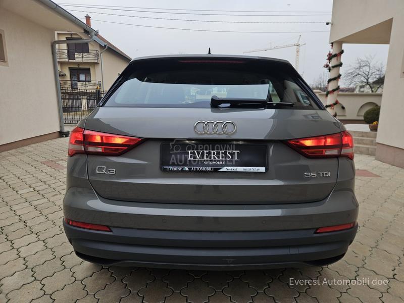 Audi Q3 35TDi/SPORT LINE/