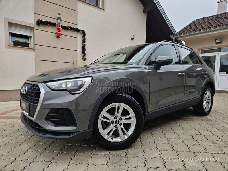 Audi Q3 35TDi/SPORT LINE/