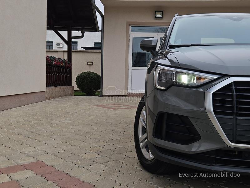 Audi Q3 35TDi/SPORT LINE/