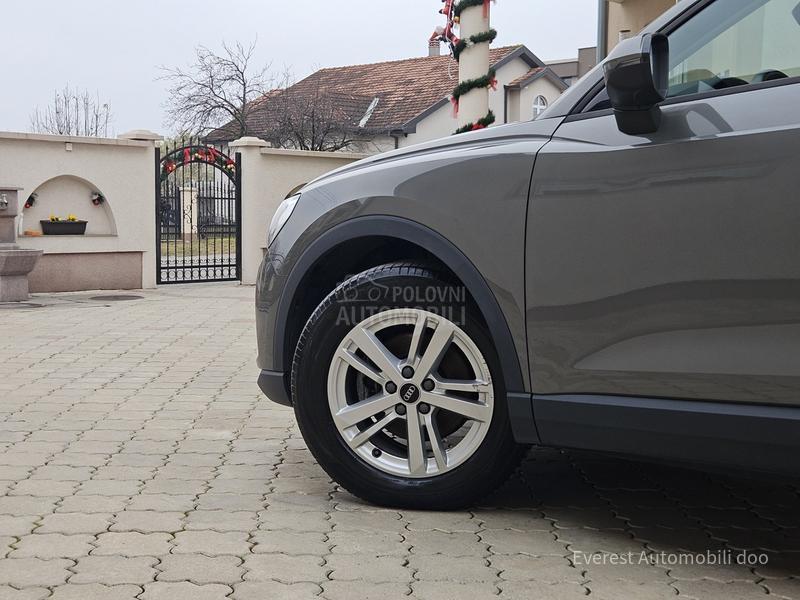 Audi Q3 35TDi/SPORT LINE/