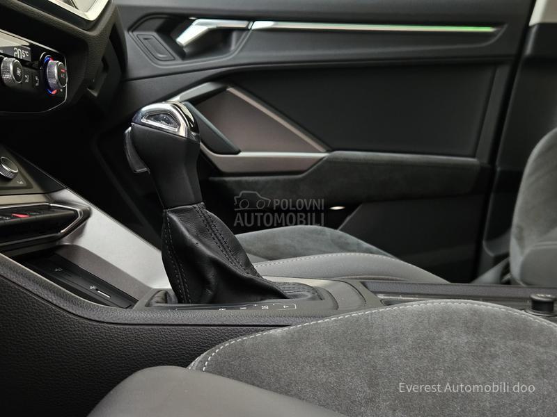 Audi Q3 35TDi/SPORT LINE/