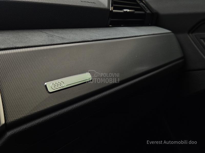 Audi Q3 35TDi/SPORT LINE/