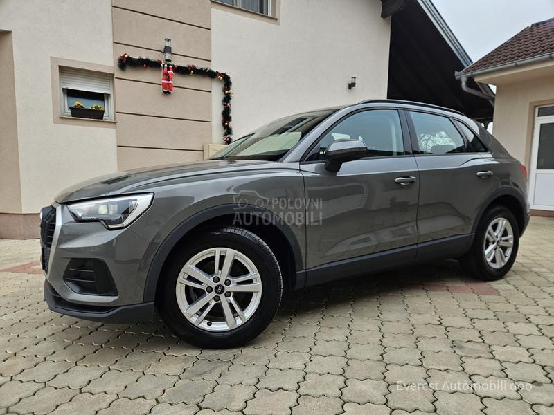 Audi Q3 35TDi/SPORT LINE/