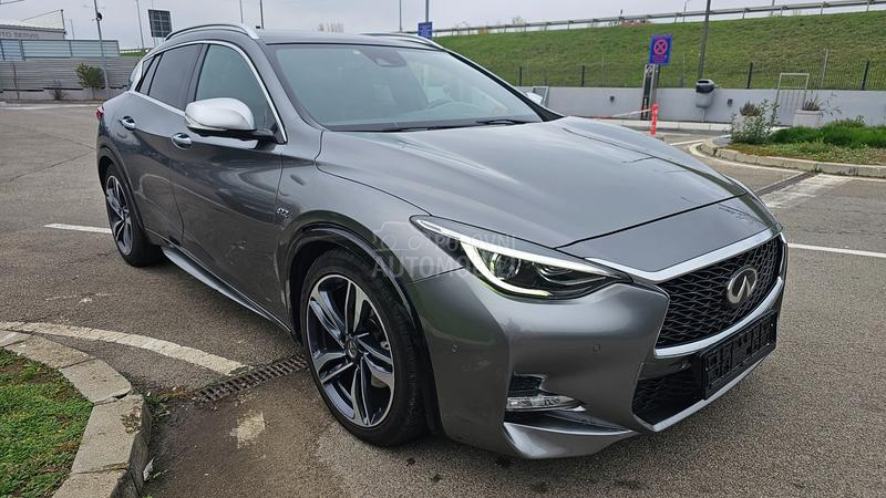 Infiniti Q30 2.2d Aut Awd Premium