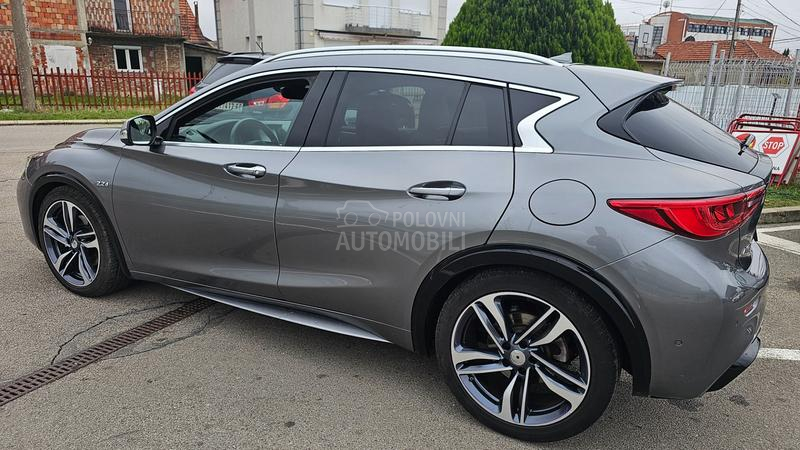 Infiniti Q30 2.2d Aut Awd Premium