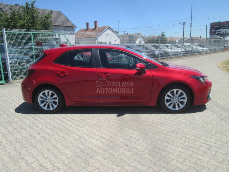 Toyota Corolla 1.8 Hybrid
