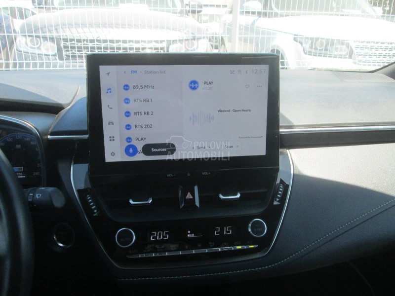 Toyota Corolla 1.8 Hybrid