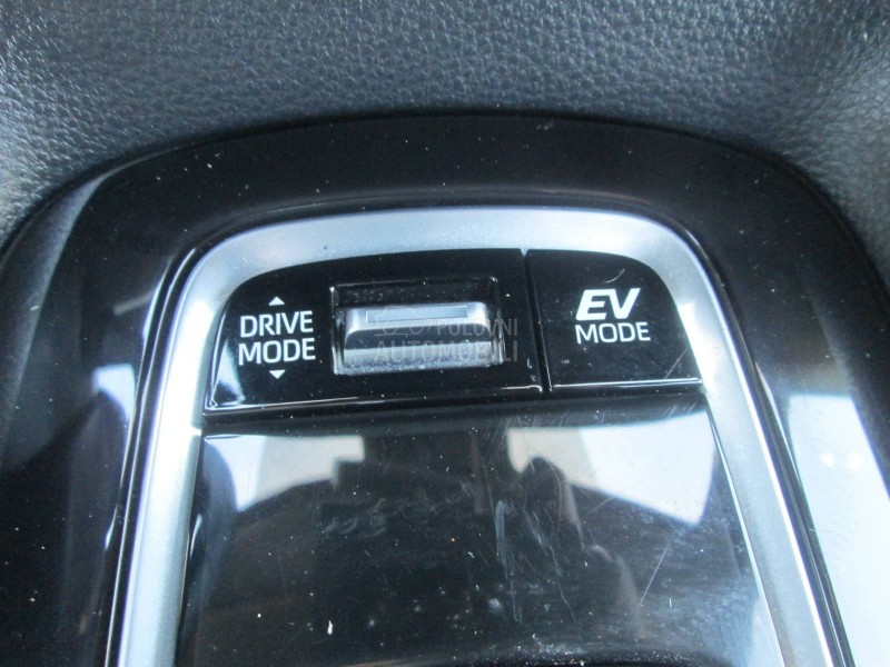 Toyota Corolla 1.8 Hybrid