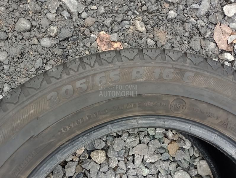 Semperit 205/65 R16 Zimska