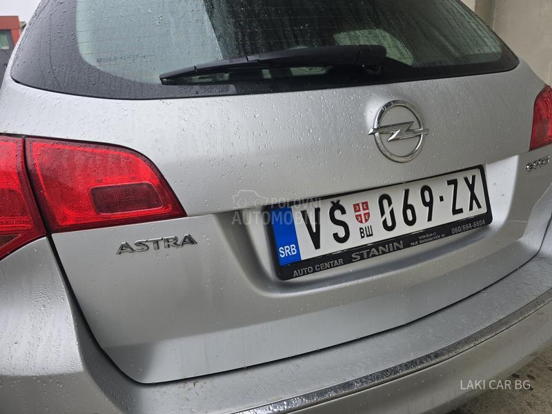 Opel Astra J resty 1.3 CDTI