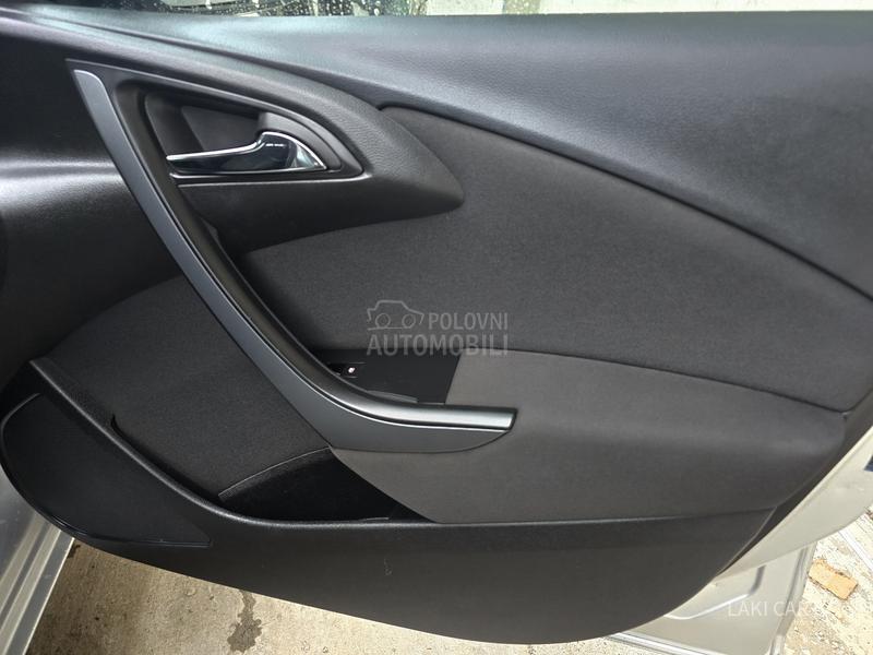 Opel Astra J resty 1.3 CDTI