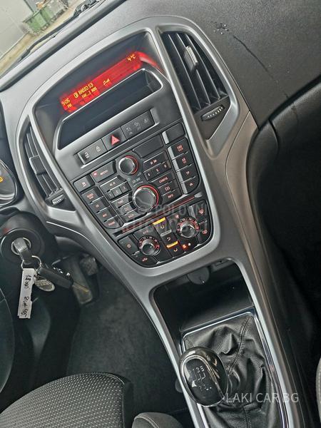 Opel Astra J resty 1.3 CDTI