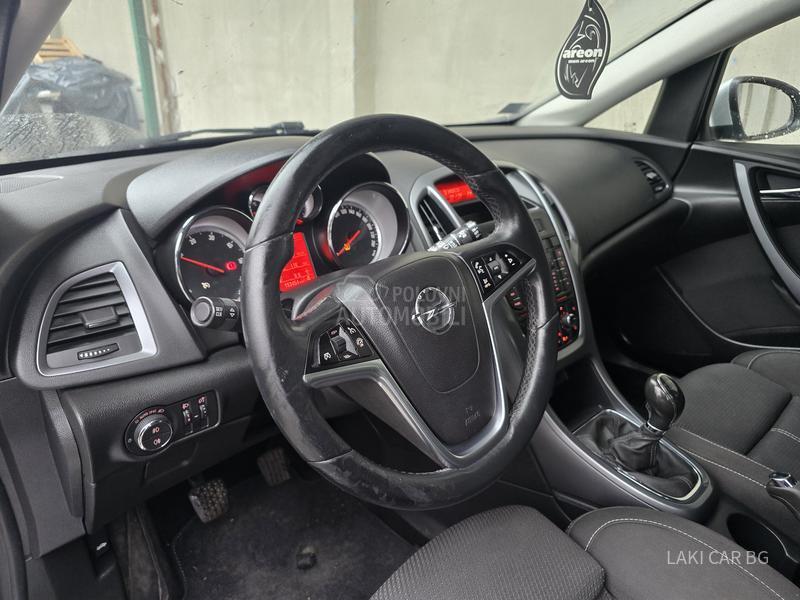 Opel Astra J resty 1.3 CDTI