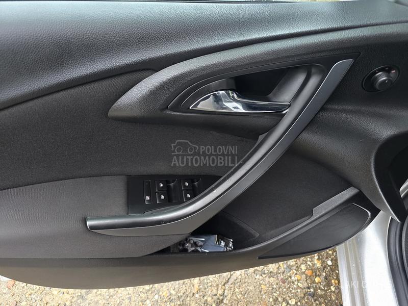 Opel Astra J resty 1.3 CDTI