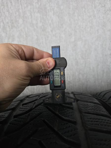 Lassa 245/45 R19 Zimska