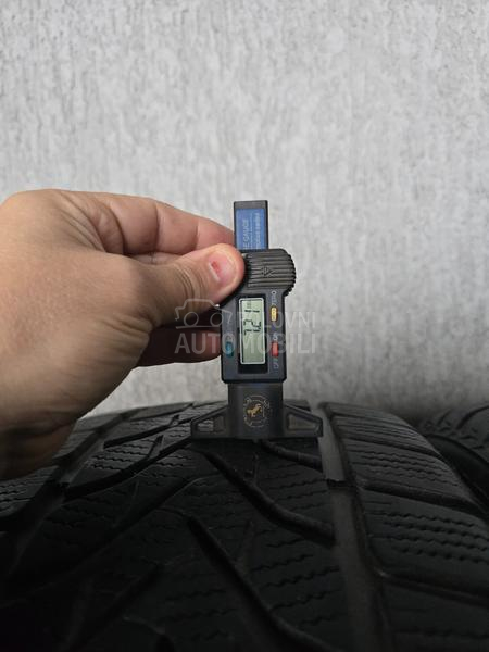 Lassa 245/45 R19 Zimska