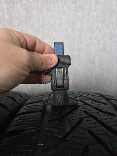 Lassa 245/45 R19 Zimska