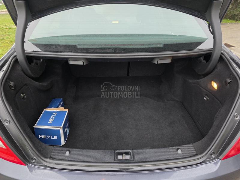 Mercedes Benz C 200 BLUEEFICENCY