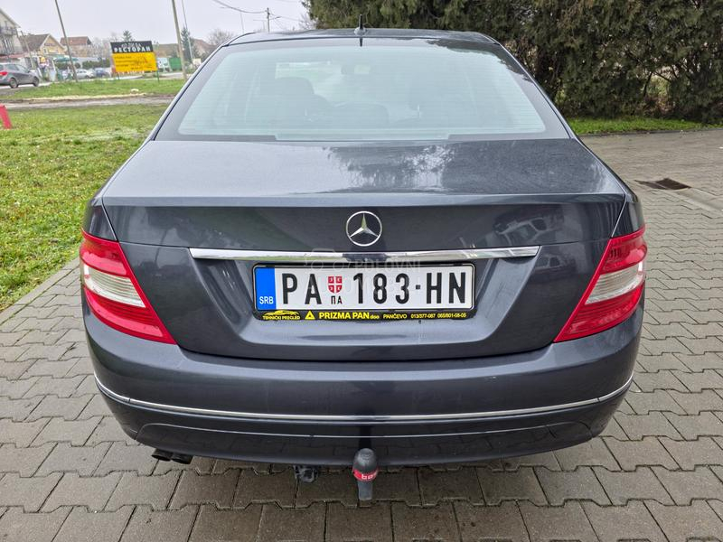 Mercedes Benz C 200 BLUEEFICENCY