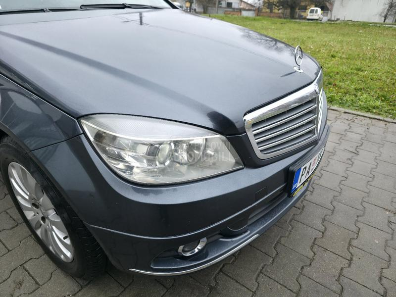 Mercedes Benz C 200 BLUEEFICENCY