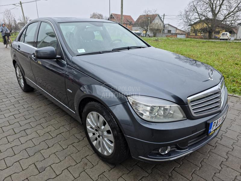 Mercedes Benz C 200 BLUEEFICENCY