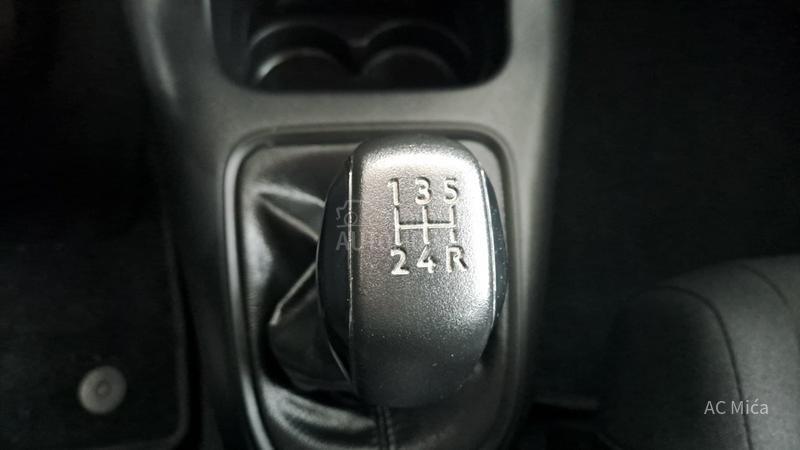 Citroen C3 1.2NAV LED USB 49000