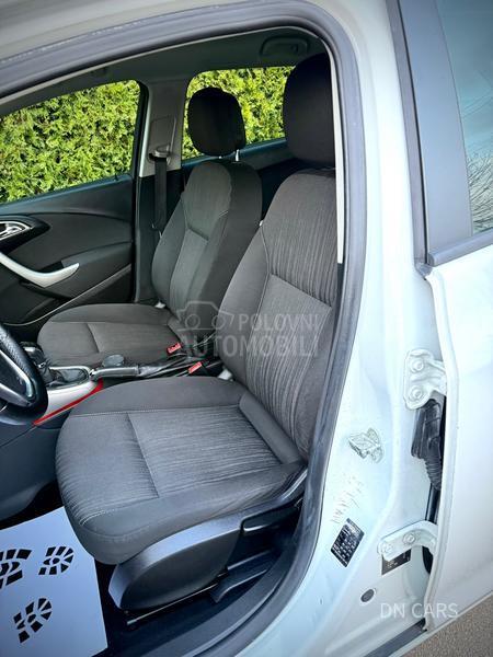 Opel Astra J ENJOY CH