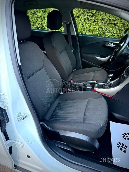 Opel Astra J ENJOY CH