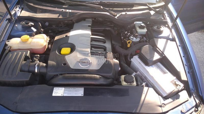 Opel Omega 2.5 DTI