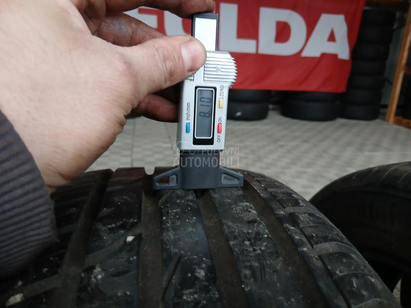 Continental 215/55 R17 Letnja