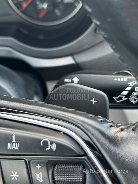 Audi Q3 S-line / N O V