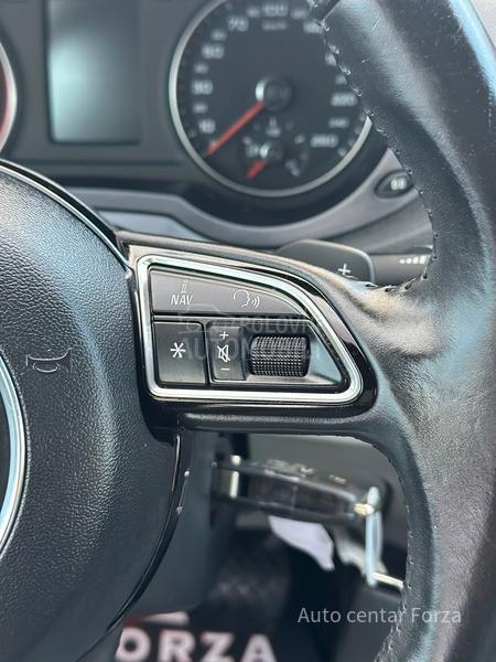 Audi Q3 S-line / N O V