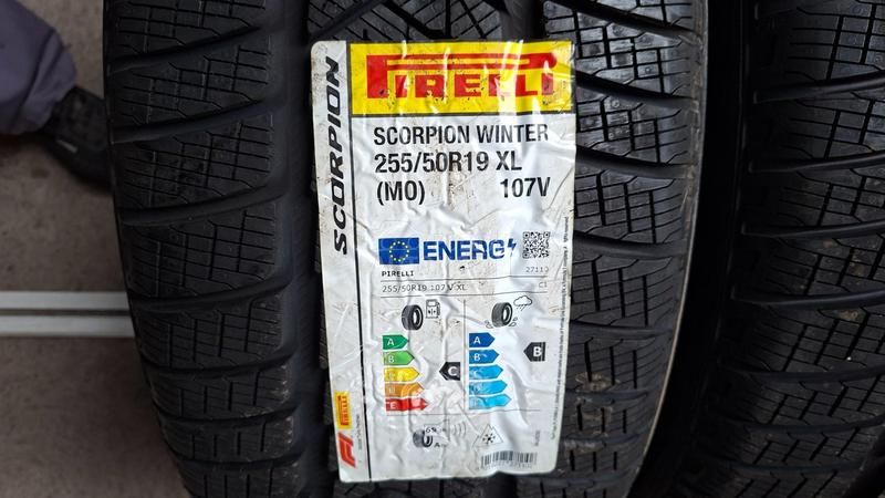 Pirelli 255/50 R19 Zimska