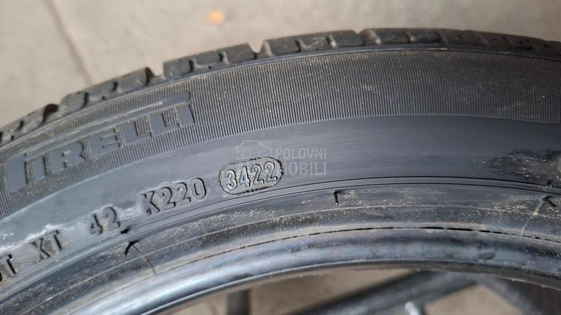 Pirelli 255/40 R18 Zimska