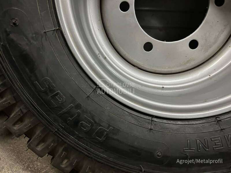 Petlas 12.5/80 R15.3