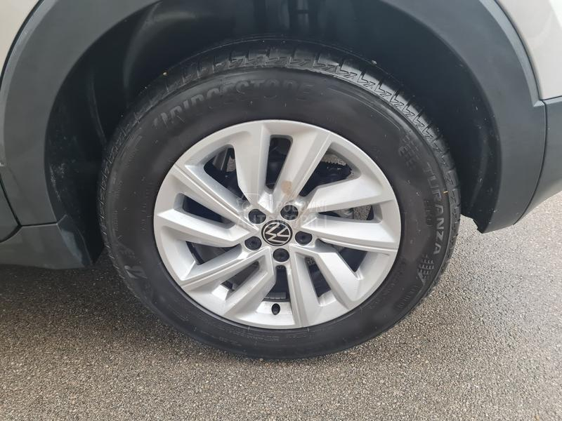 Volkswagen T-Cross 1.0 LIFE DSG