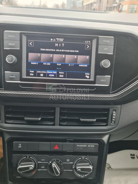 Volkswagen T-Cross 1.0 LIFE DSG