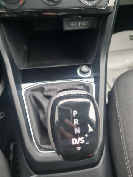 Volkswagen T-Cross 1.0 LIFE DSG