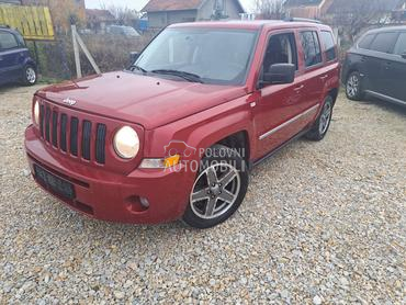 Jeep Patriot 2,4i-- a u t o m a t