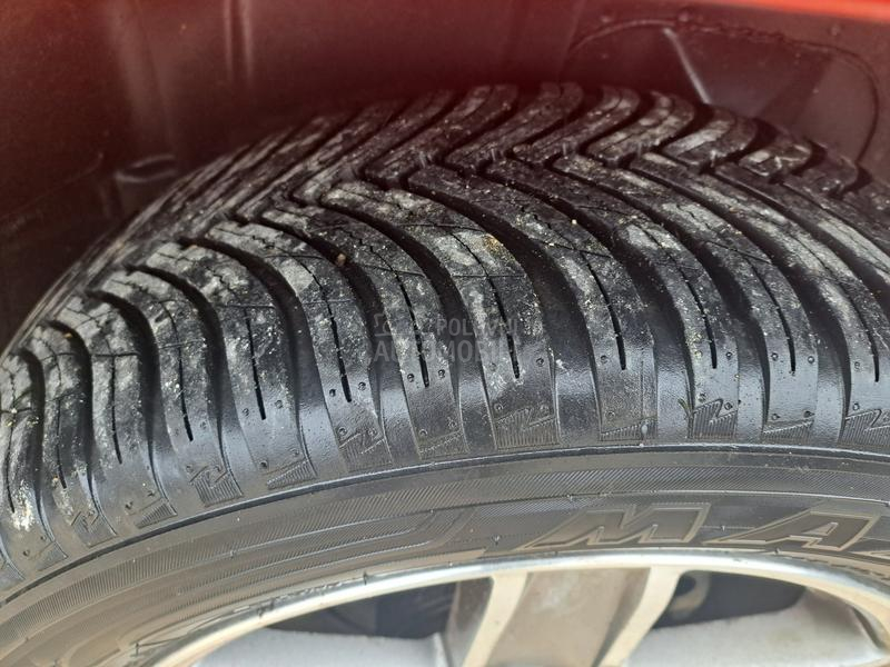 Jeep Patriot 2,4i-- a u t o m a t