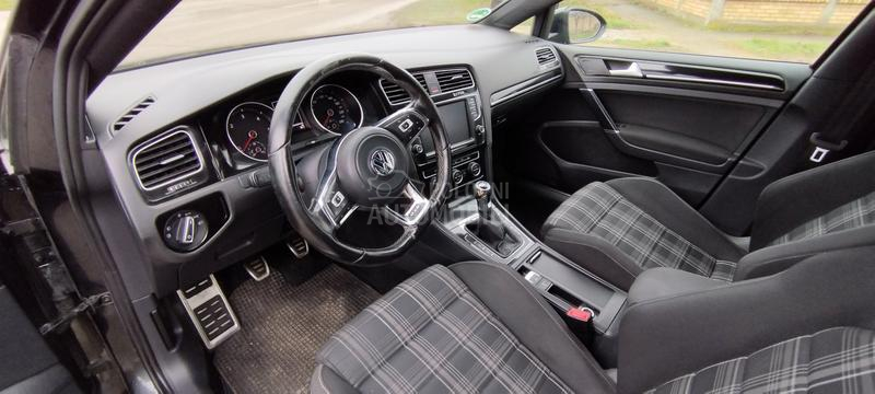 Volkswagen Golf 7 GTD