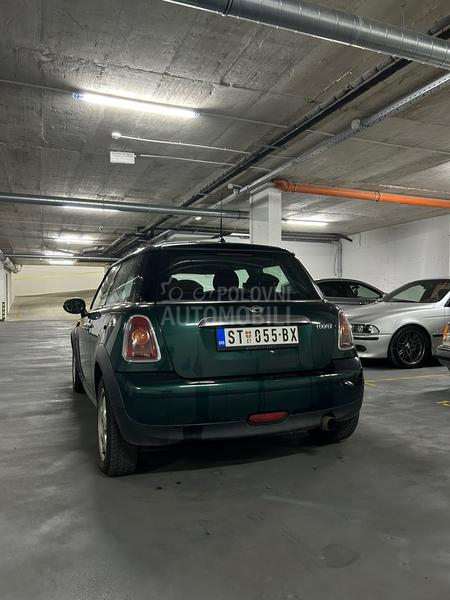 MINI Cooper 