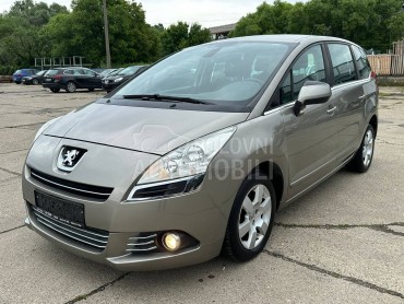 Peugeot 5008 1.6 E-HDI ACTIVE