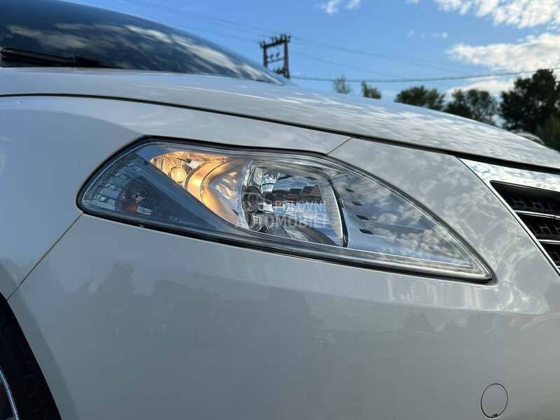 Lancia Ypsilon 1.2 ECOCHIC   N O V