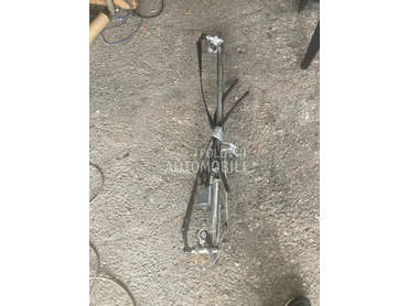 poluge brisaca za Opel Zafira od 2005. do 2012. god.