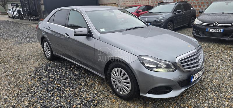 Mercedes Benz E 220 cdi