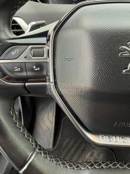 Peugeot 3008 1.2
